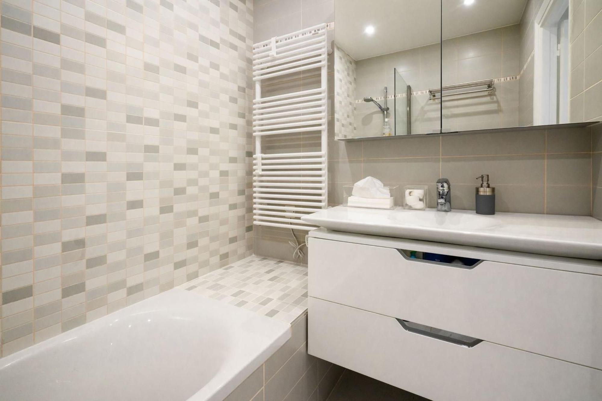 2-br Luxury With Sea View And Pool Appartamento *