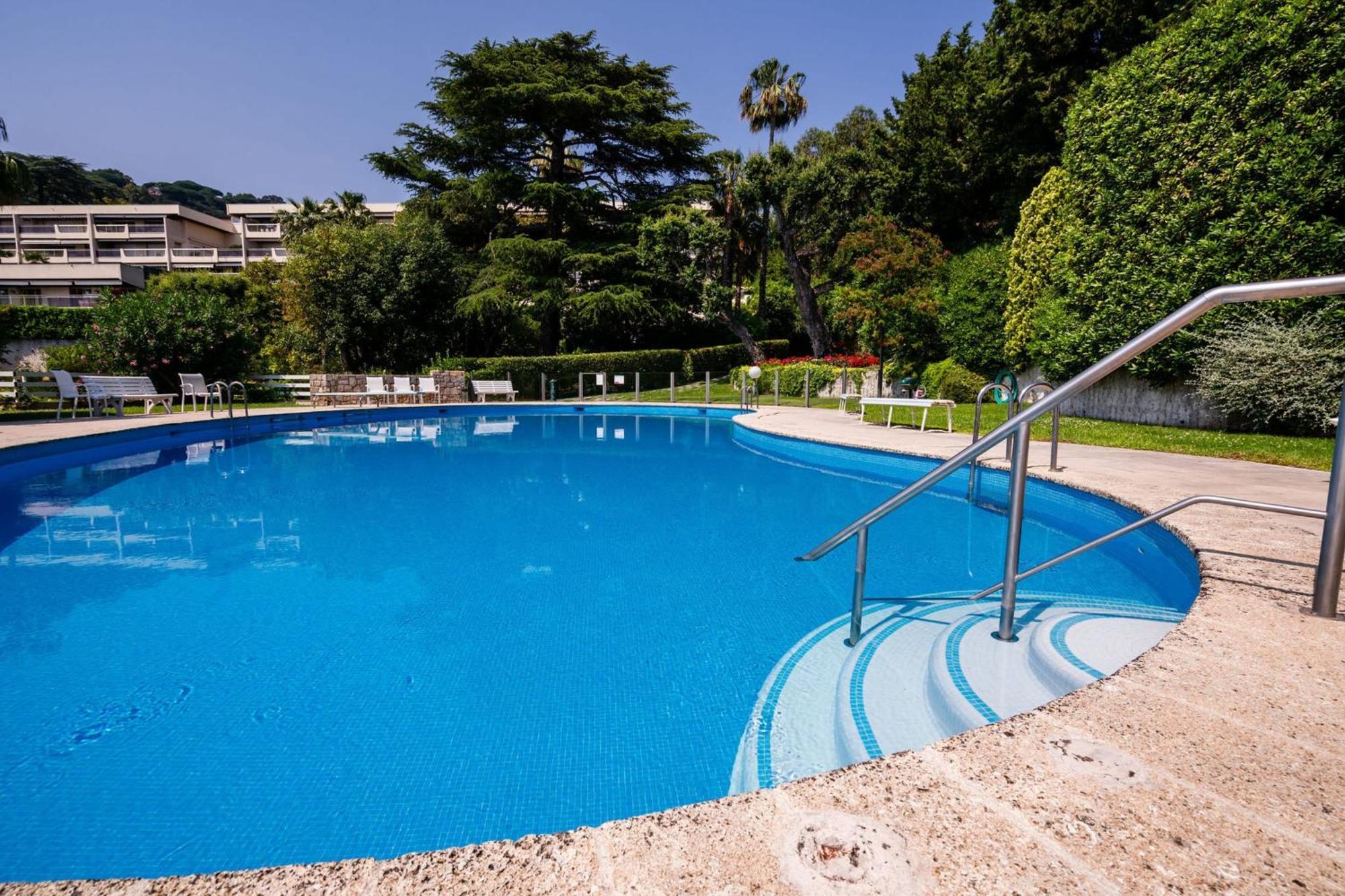 2-br Luxury With Sea View And Pool Appartamento